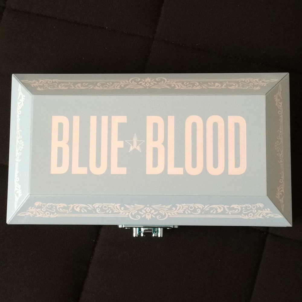 Jeffree Star Blue Blood Eyeshadow Palette